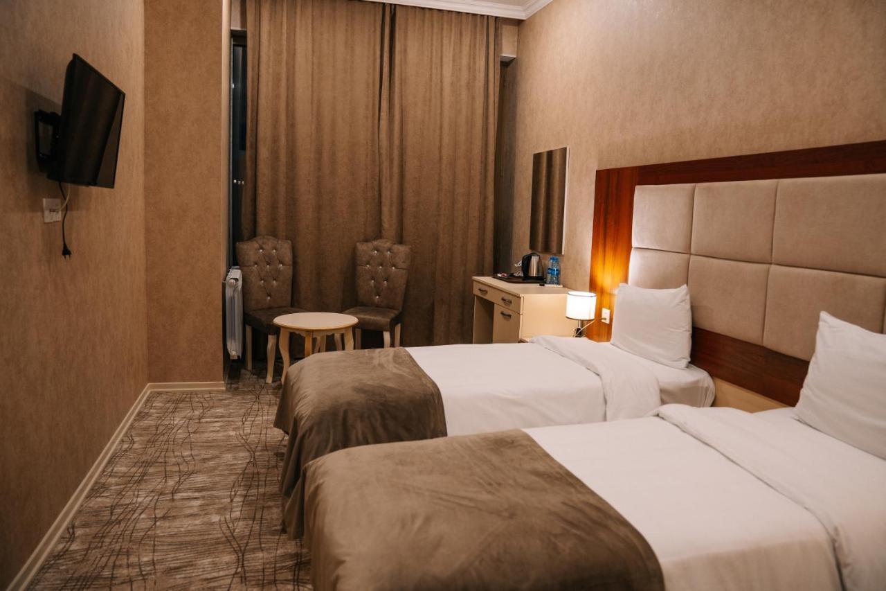 The Clocktower Hotel 바쿠 외부 사진