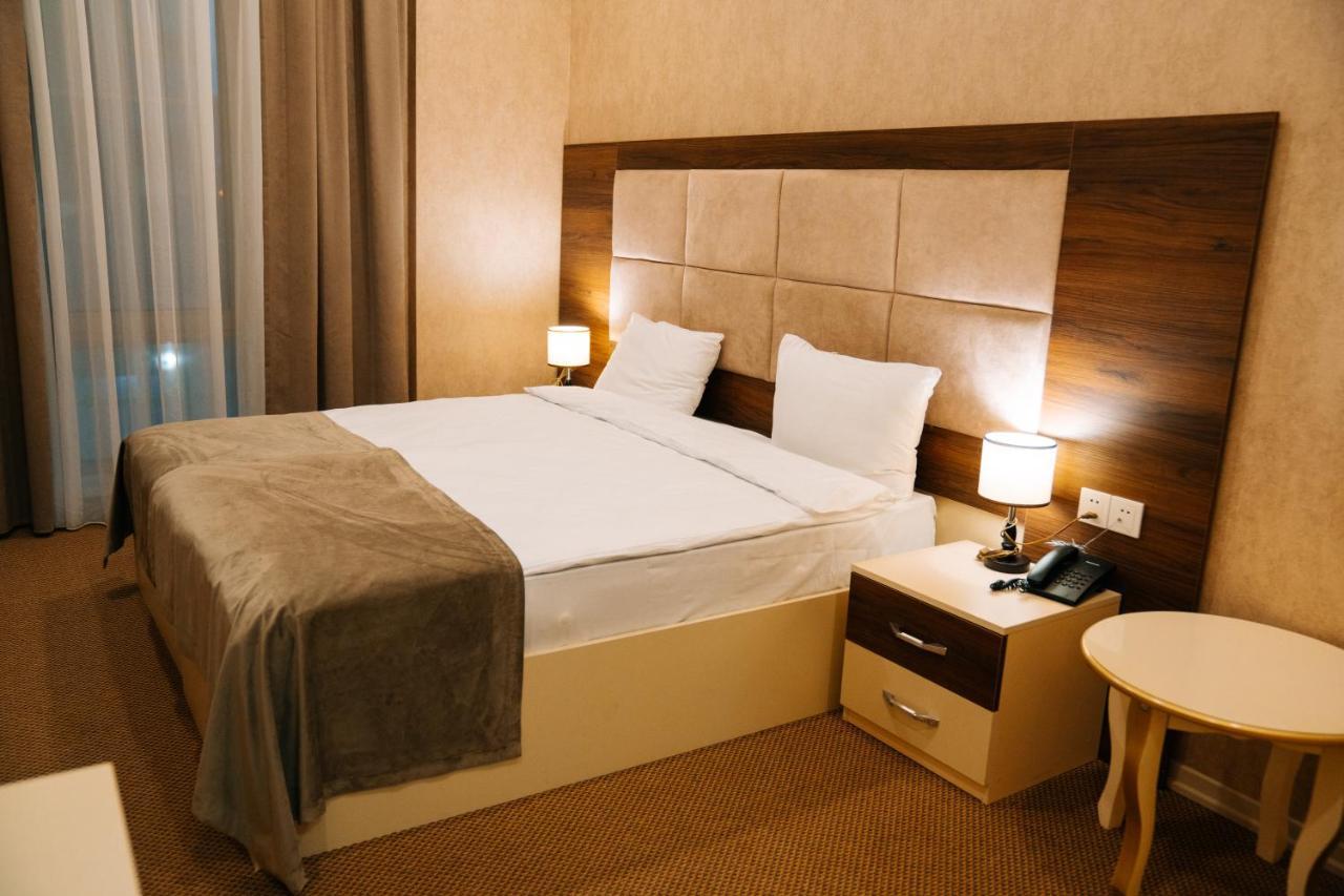 The Clocktower Hotel 바쿠 외부 사진