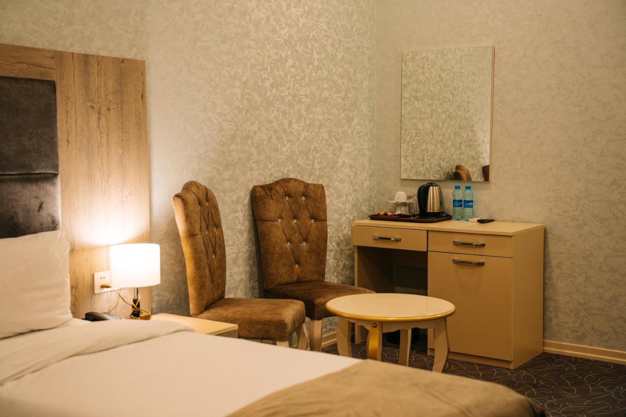 The Clocktower Hotel 바쿠 외부 사진